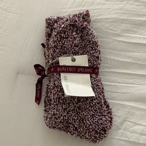 Barefoot dreams socks